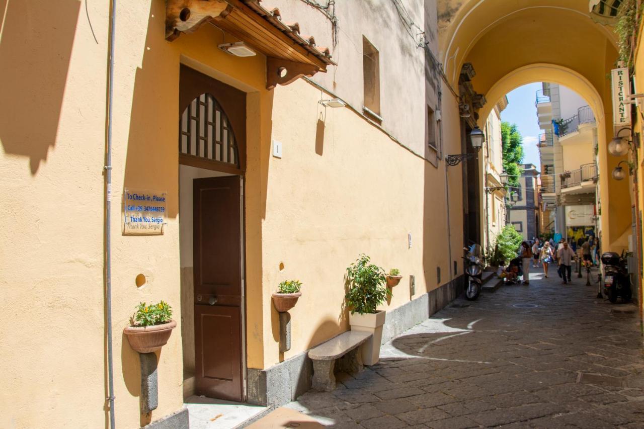 Il Palazzetto Bed & Breakfast ซอร์เรนโต ภายนอก รูปภาพ